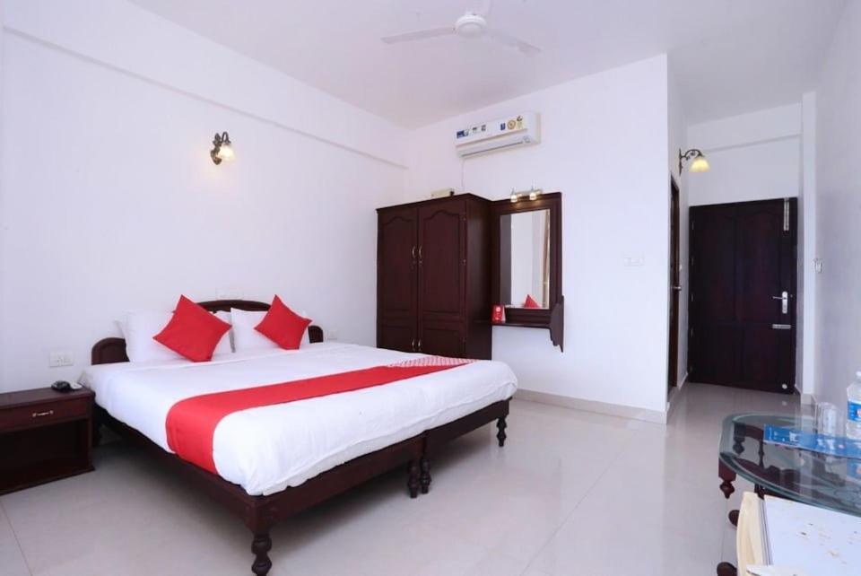 Swapnatheeram Beach Resort Kovalam Ngoại thất bức ảnh